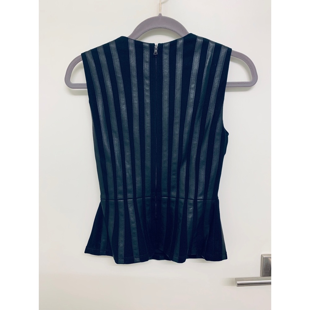 🔸BCBGMaxAzria peplum blouse - Picture 2 of 3